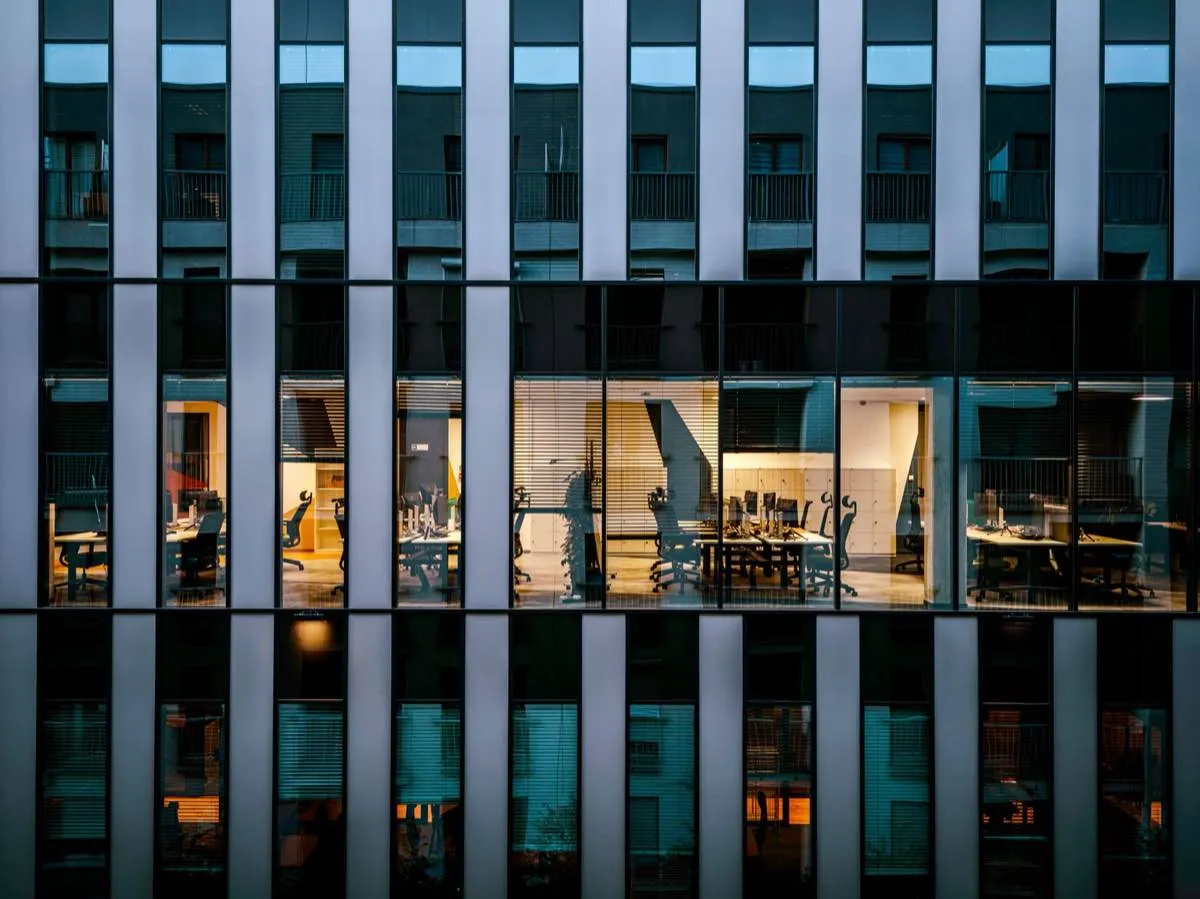 Commercial window services in Oceanside, CA